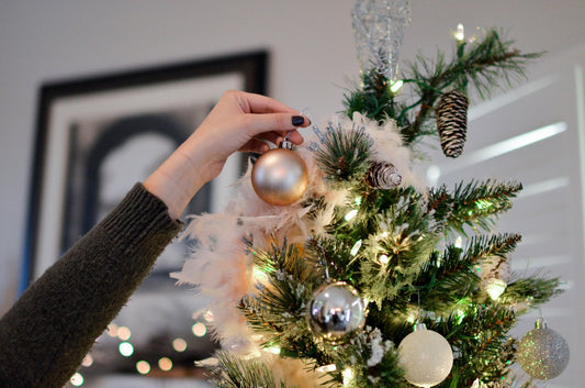 âtis The Candle Season! Six of the Best Christmas Candles For A Merry Home